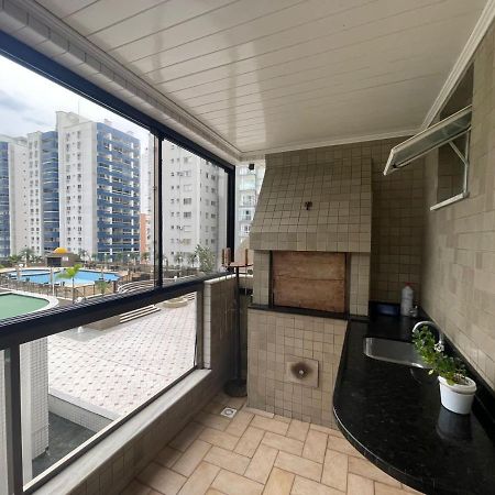 Apto A 30M Da Praia Sobre Shopping Atlantico Balneário Camboriú Екстериор снимка
